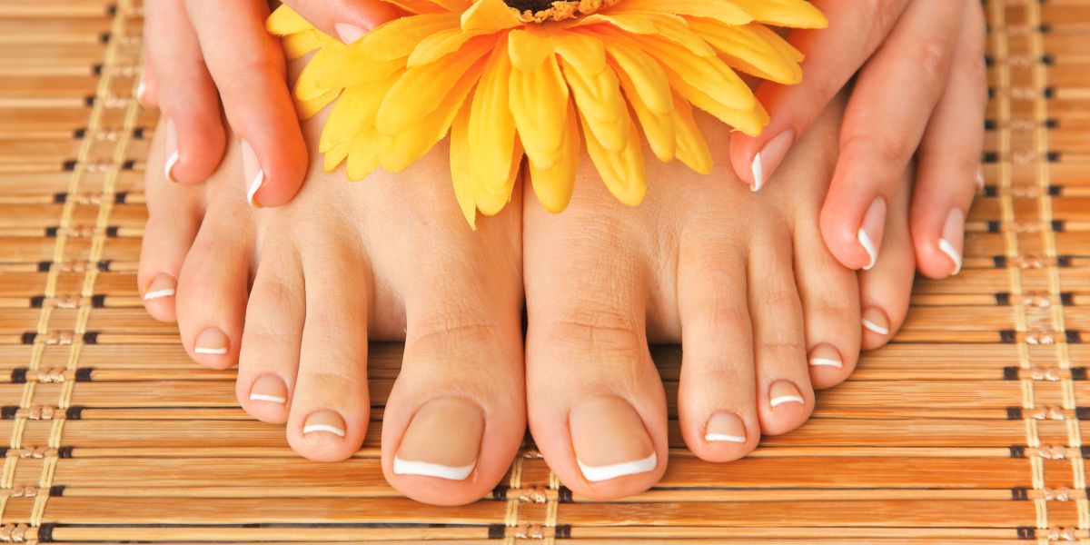 French Tip Toes Elevate Your Look with This Chic and Subtle Pedicure